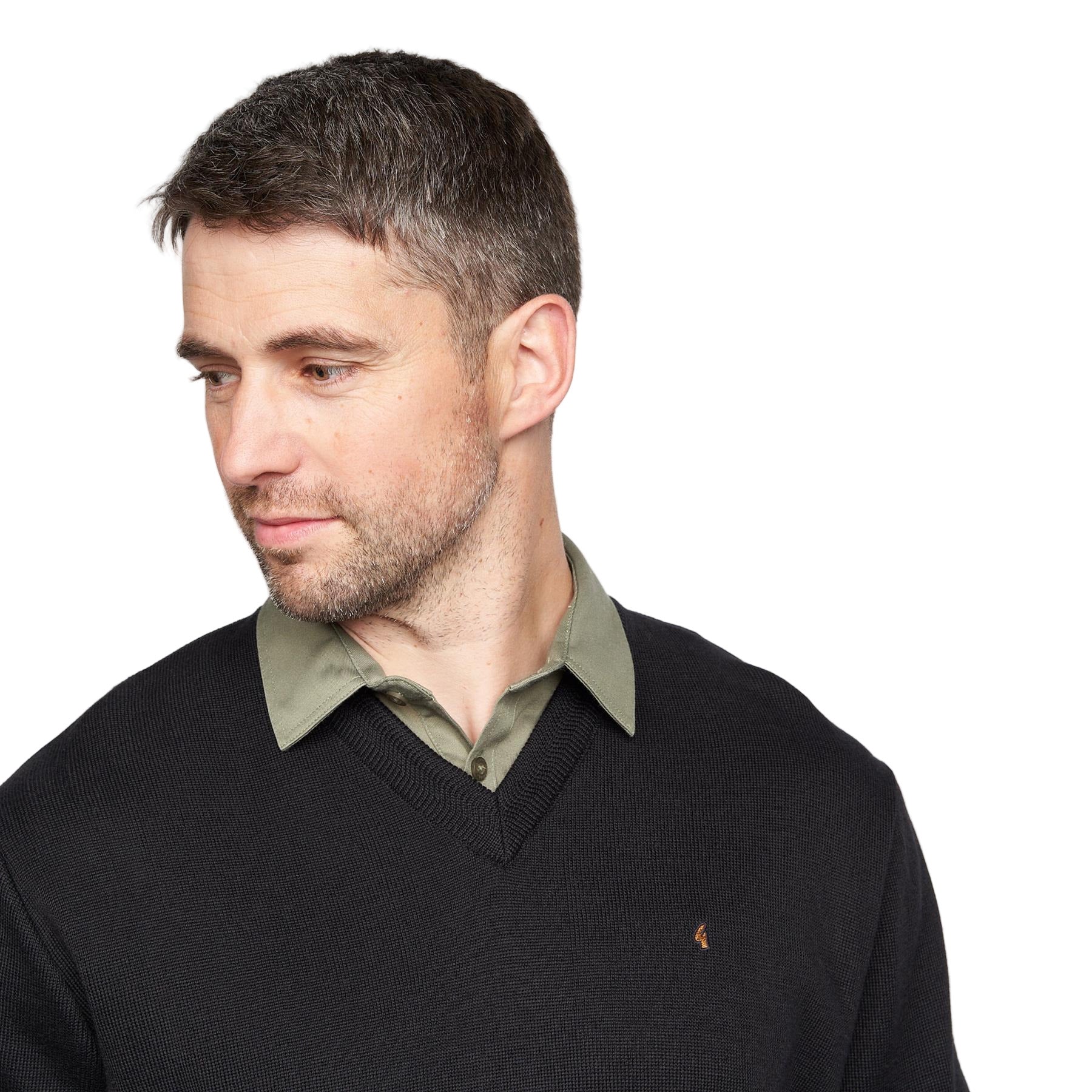 Gabicci V-Neck Jumper -Merino Wool Blend - Black